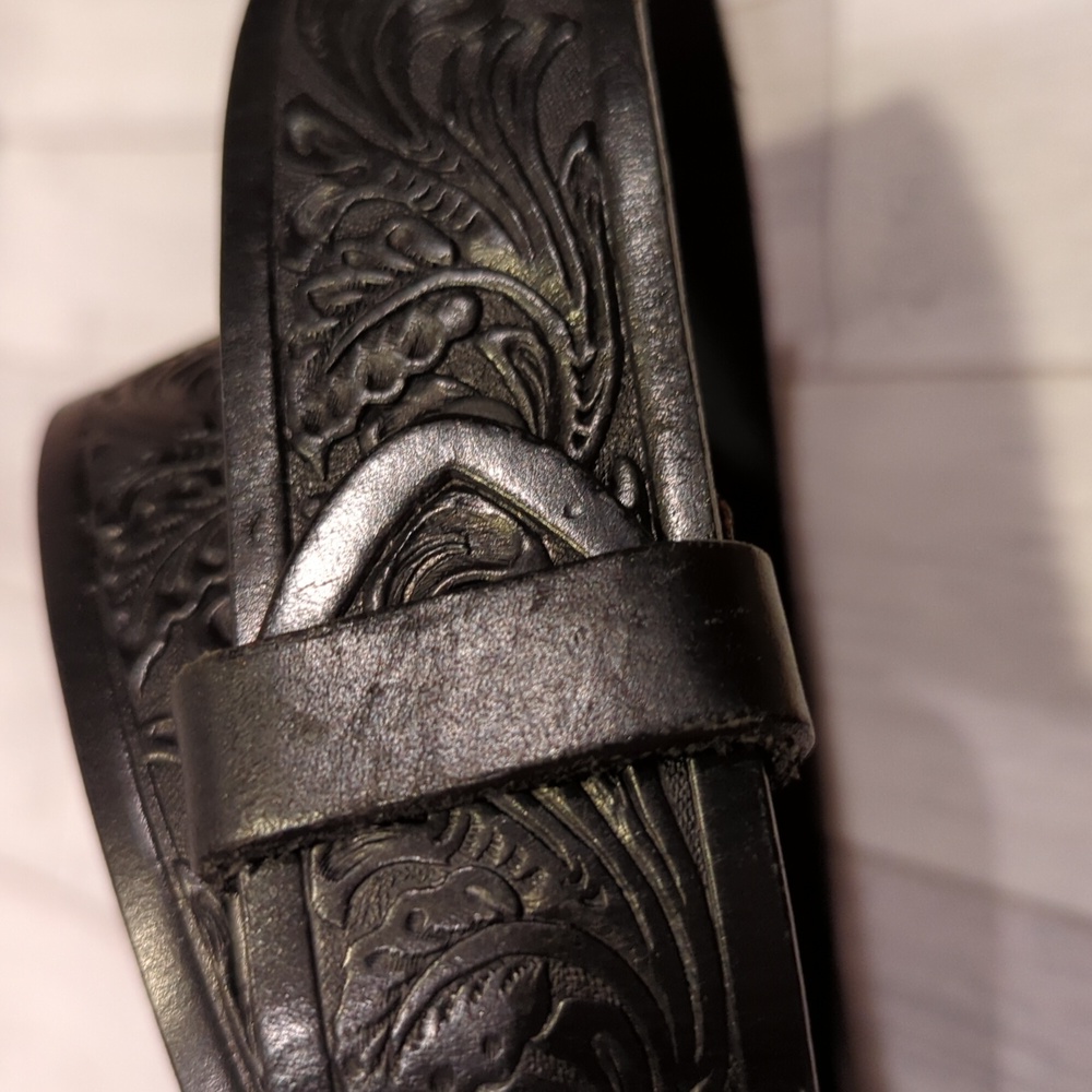 Justin Boots Black Engraved Leather Belt with Jeweled Buckle - Picture 4 of 6
